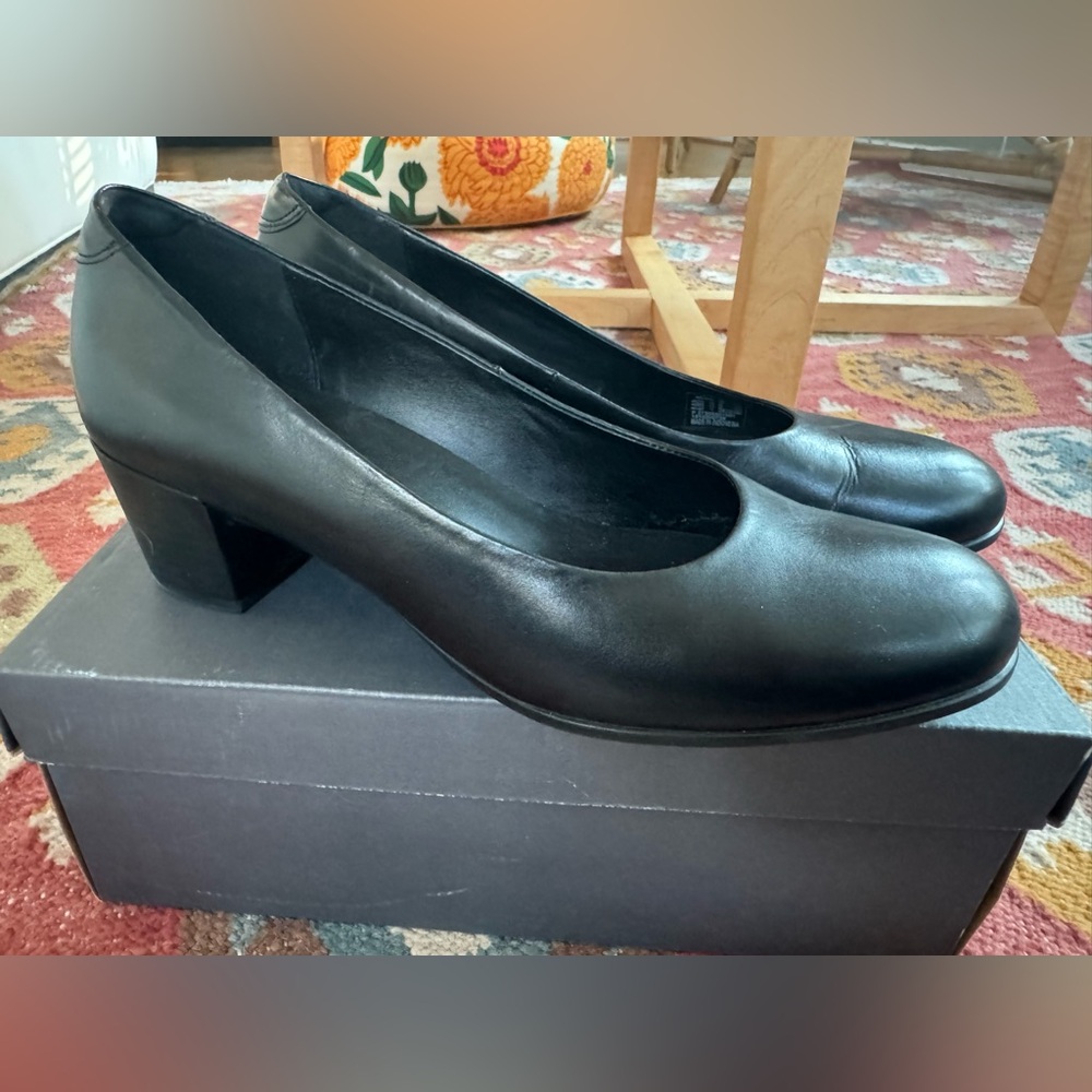 Ecco Black Women's Heels